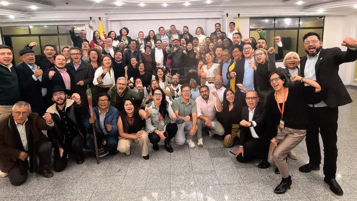 Cepeda intensifica campaña con el Pacto Histórico y apunta a ganar en primera vuelta