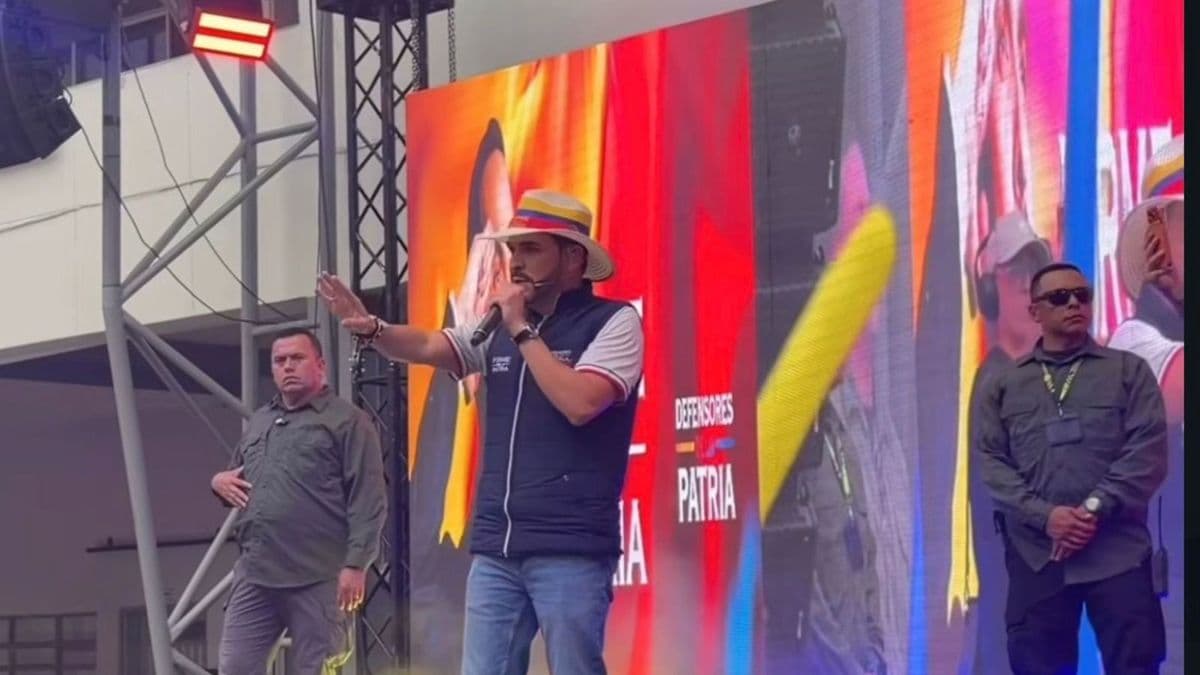 Abelardo de la Espriella promete impulsar Aerocafé si llega a la Presidencia