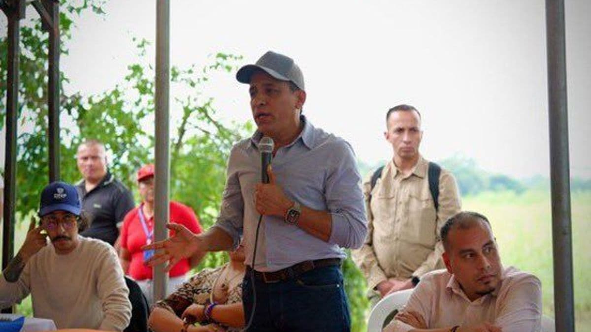 Senador López reclama al ministro de Defensa tras intento de secuestro en el Cauca
