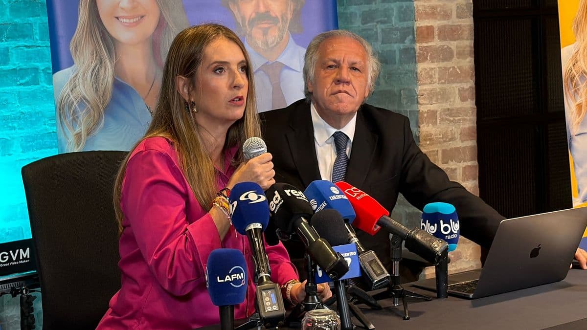 Luis Almagro respalda a Paloma Valencia y critica a De la Espriella por su imagen de "fiestero"
