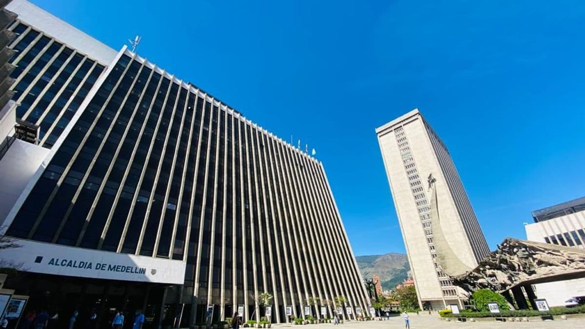 Justicia respalda a Medellín como víctima en el escándalo del lote Aguas Vivas