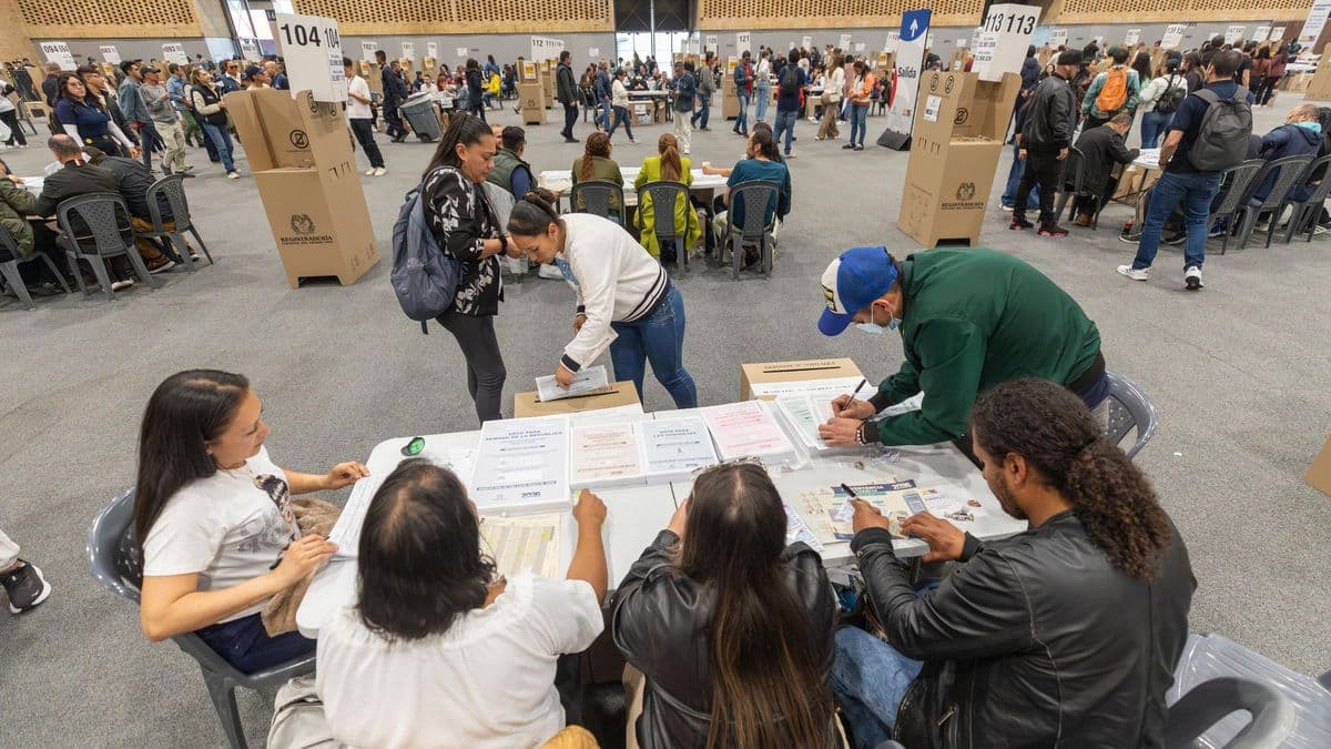 Antioquia cierra escrutinio sin impugnaciones; De la Espriella ratificado como presidente
