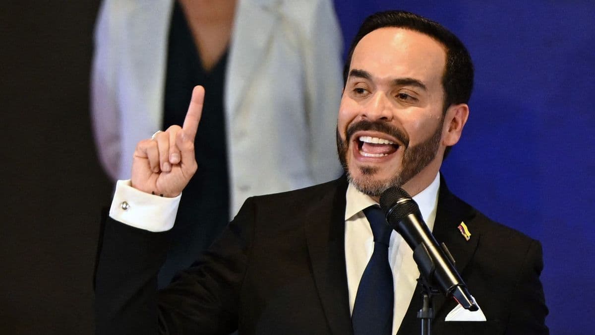 De la Espriella pide a las Fuerzas Armadas desobedecer órdenes de Petro que vayan contra la Constitución