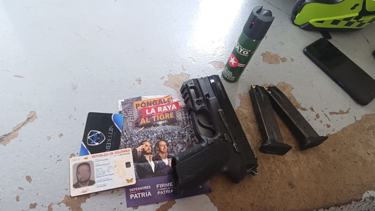 Detectan hombre armado haciéndose pasar por escolta en evento de Abelardo de la Espriella en Envigado