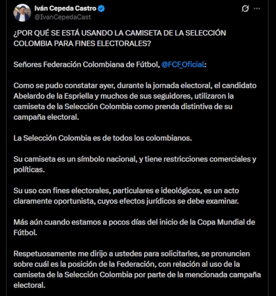 FCF cierra polémica: ciudadanos pueden usar libremente la camiseta de la Selección en cualquier contexto