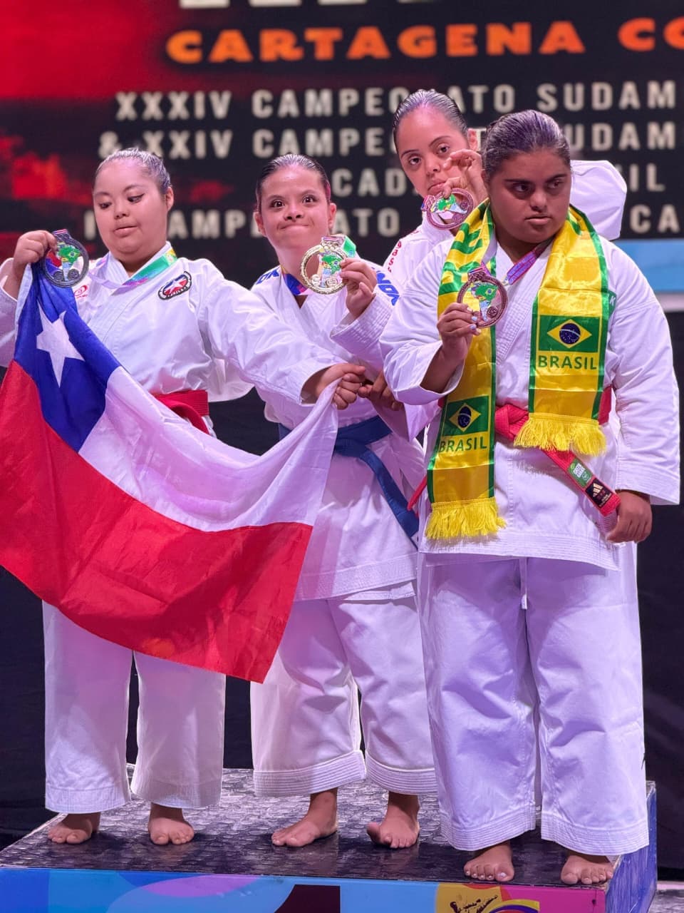 Laura Susana Vallejo hace historia: primera colombiana con síndrome de Down en ganar oro suramericano de Para Karate