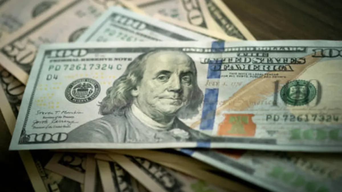 El dólar sube a $3.800 en vísperas de elecciones legislativas del domingo