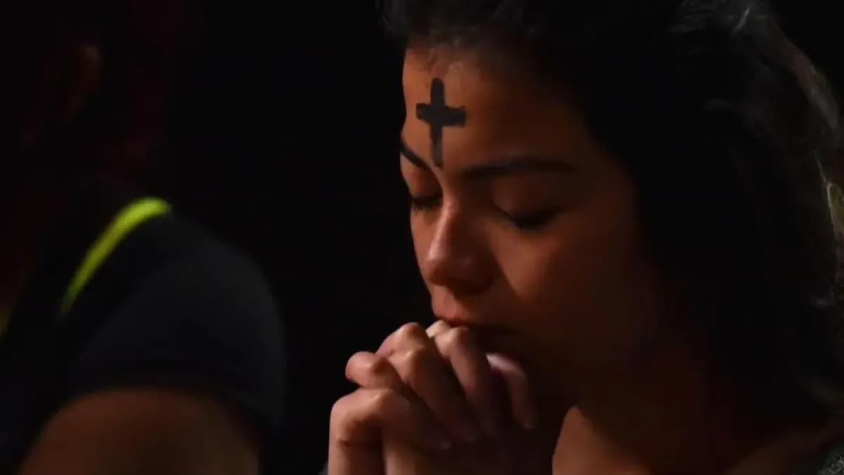 Sí puede pedir permiso en el trabajo para el Miércoles de Ceniza: qué dice la ley