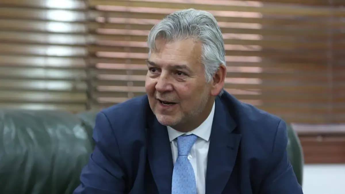 Comerciantes piden frenar el alza del salario mínimo: advierten riesgo para 700.000 empleos