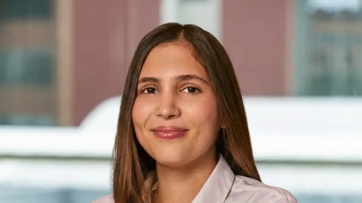 Recamier apunta al cuidado facial mientras revisa su futuro en Ecuador por tensiones comerciales