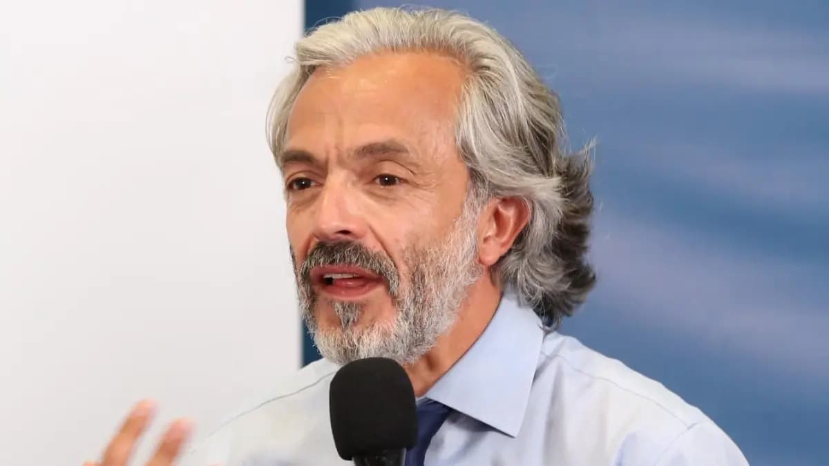 Juan Daniel Oviedo supera a Francia Márquez: logra más de un millón de votos en consultas