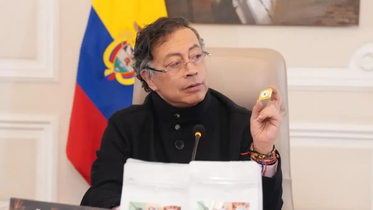 Petro apunta a la antigüedad del avión como causa del accidente sin pruebas concluyentes