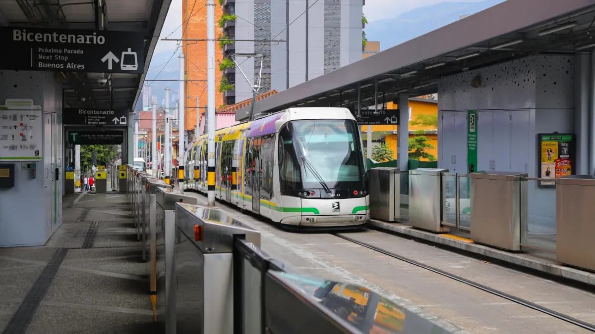 Diez años del tranvía de Medellín: 146 millones de viajes que transformaron el oriente