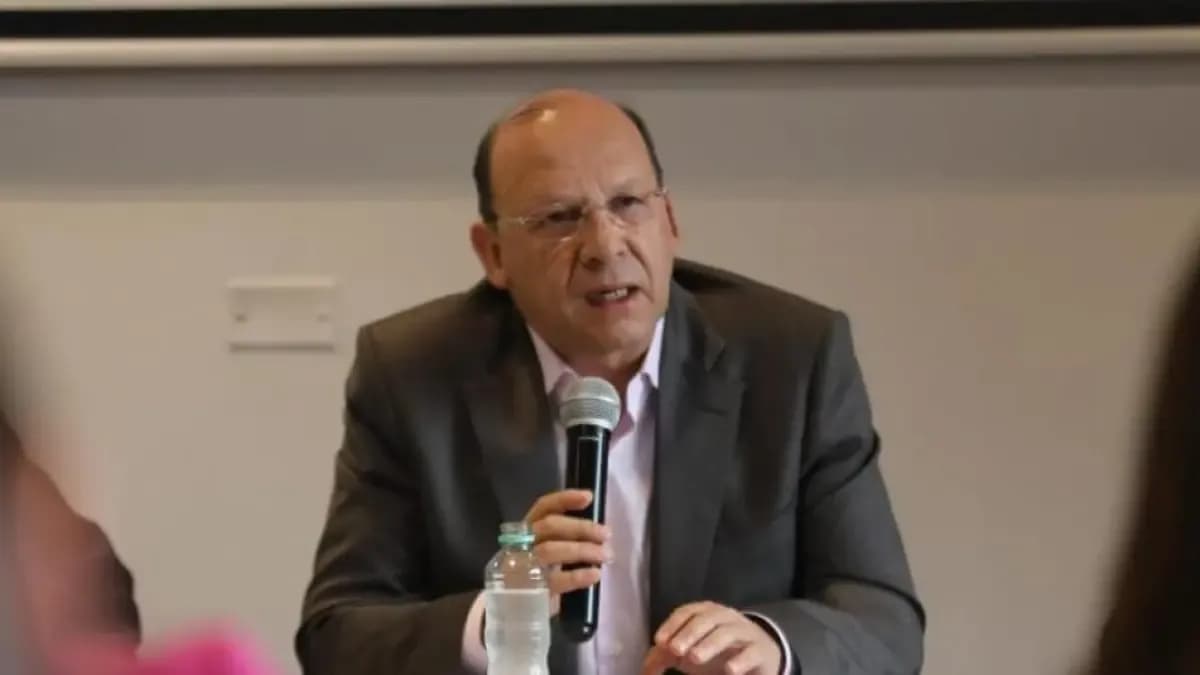 Retiro del ministro de Hacienda de la Junta del Banco Central genera alerta constitucional