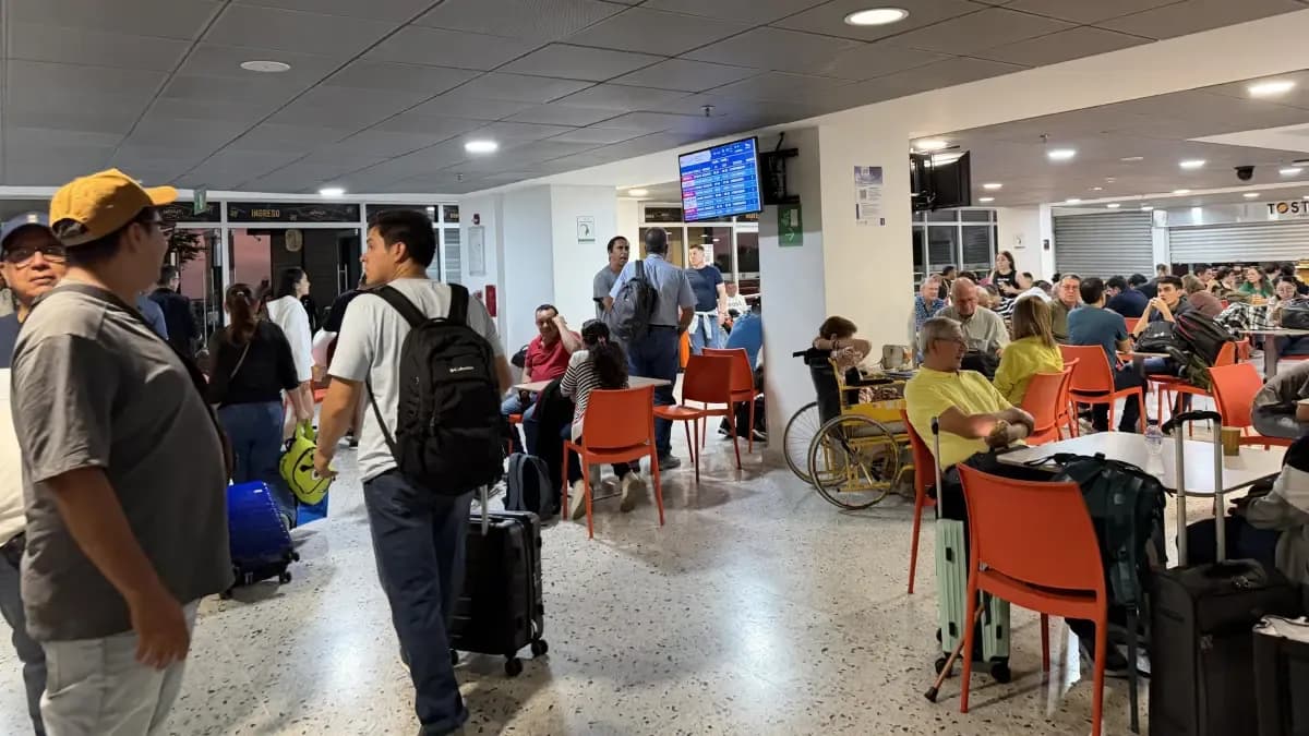 Paro en Santander sigue en quinto día: acuerdo con el gobernador no frenó bloqueos en vía al aeropuerto