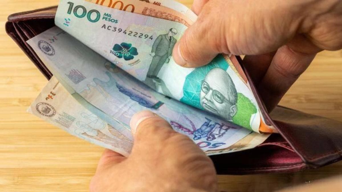 Casi un millón de colombianos entran al crédito: jóvenes con tarjetas y fintechs lideran el boom, pero la trampa del sobreendeudamiento acecha