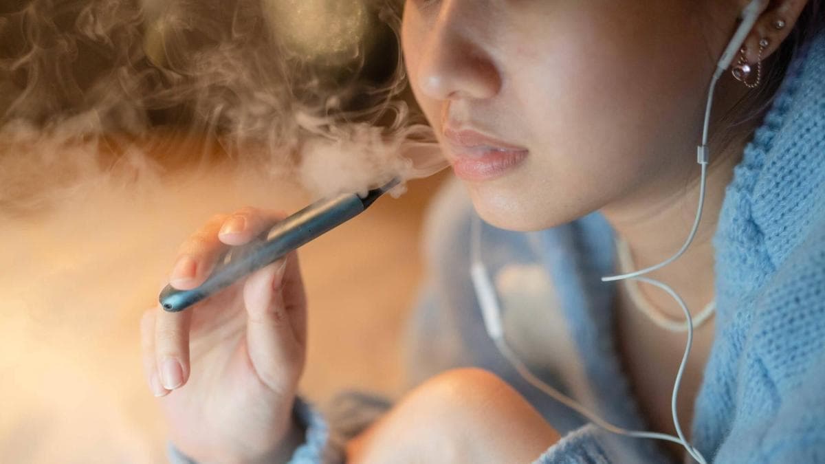 Sabores y diseño de vapeadores causan más daño genético que la frecuencia de consumo