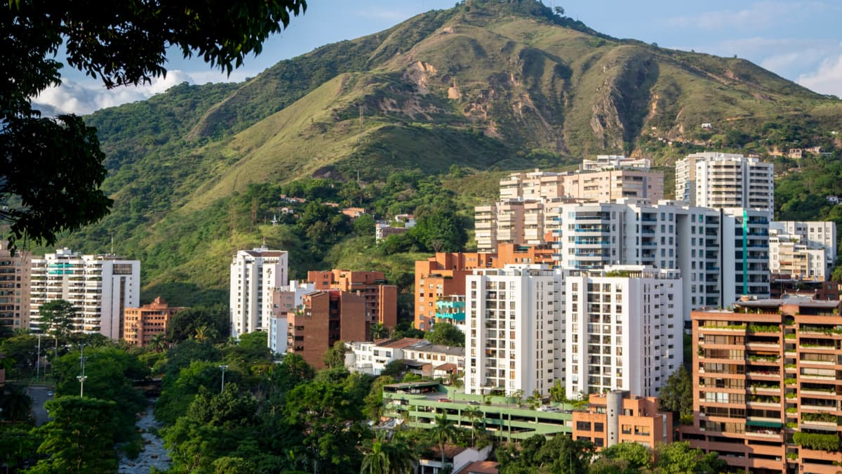 Bogotá y Valle del Cauca sellan alianza para atraer más turistas internacionales