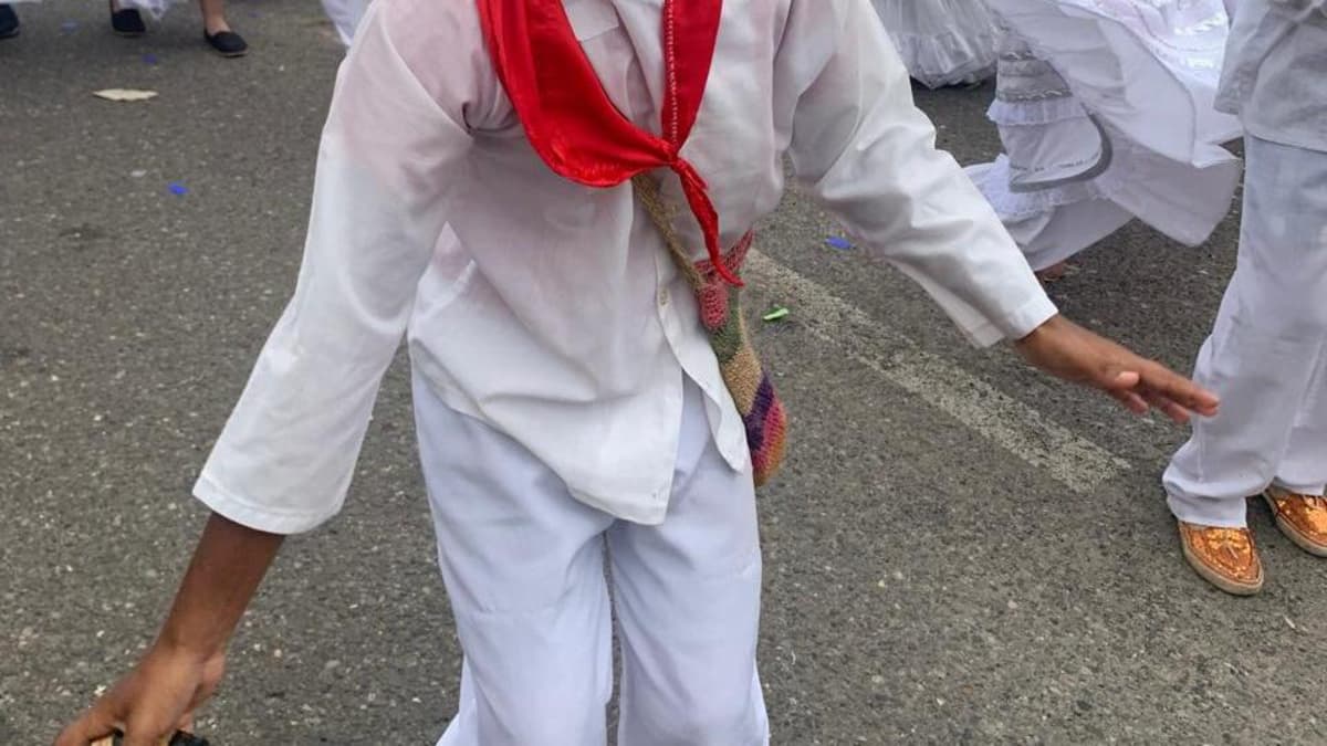 Turbay es popular pero Cartagena desconfía: favorabilidad sube a 74% pero optimismo cae 14 puntos