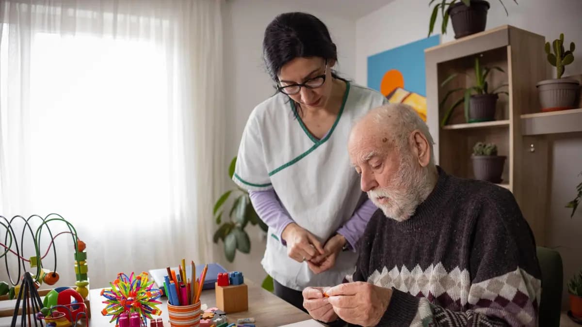 Descubren genes que protegen del Alzheimer incluso en personas de alto riesgo genético