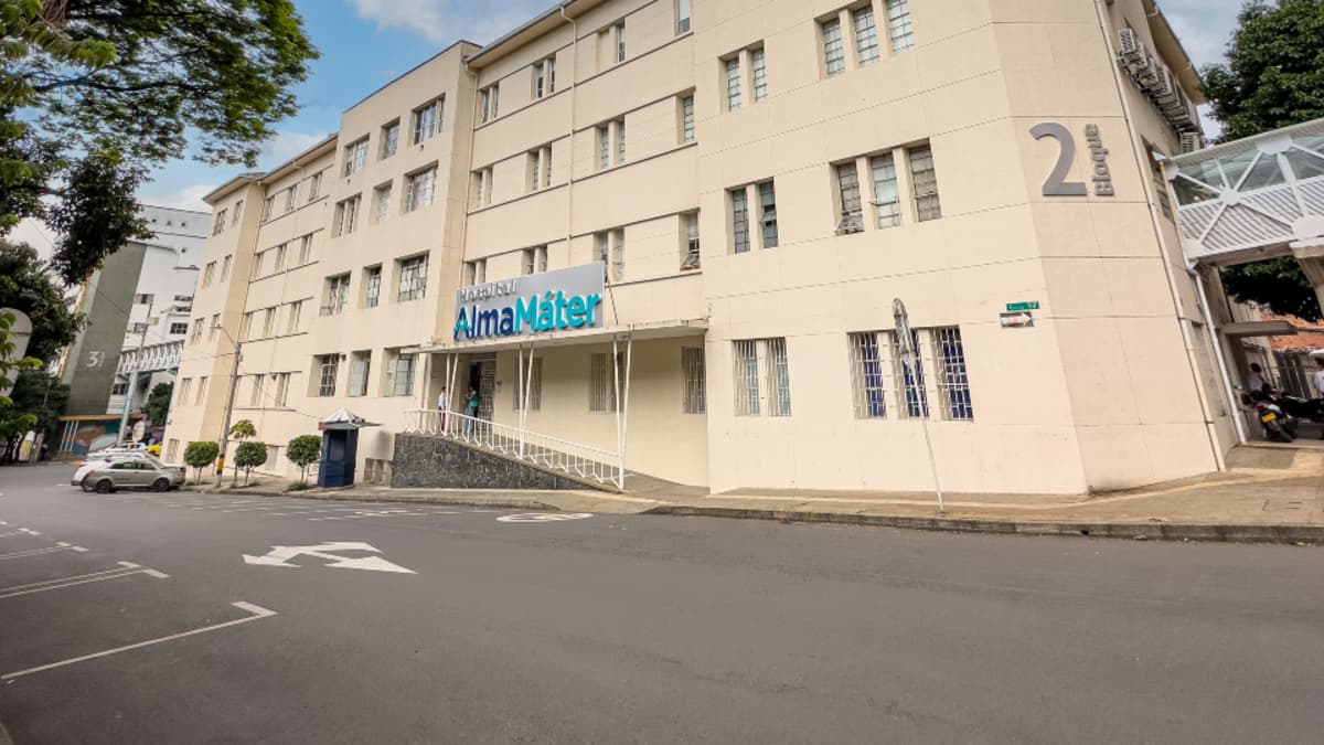 Hospital Alma Máter en colapso: deuda de $152.000 millones de EPS deja trabajadores sin salarios