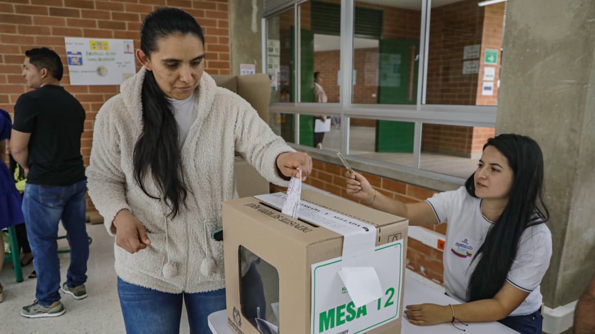 Uber, DiDi y Cabify ofrecen descuentos para votantes en la segunda vuelta presidencial del 21 de junio