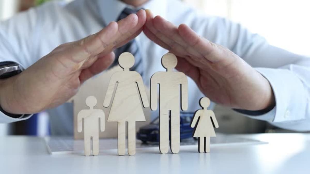 Colombianos gastaron 27,6 billones en seguros en 2025: salud y vida lideraron la demanda