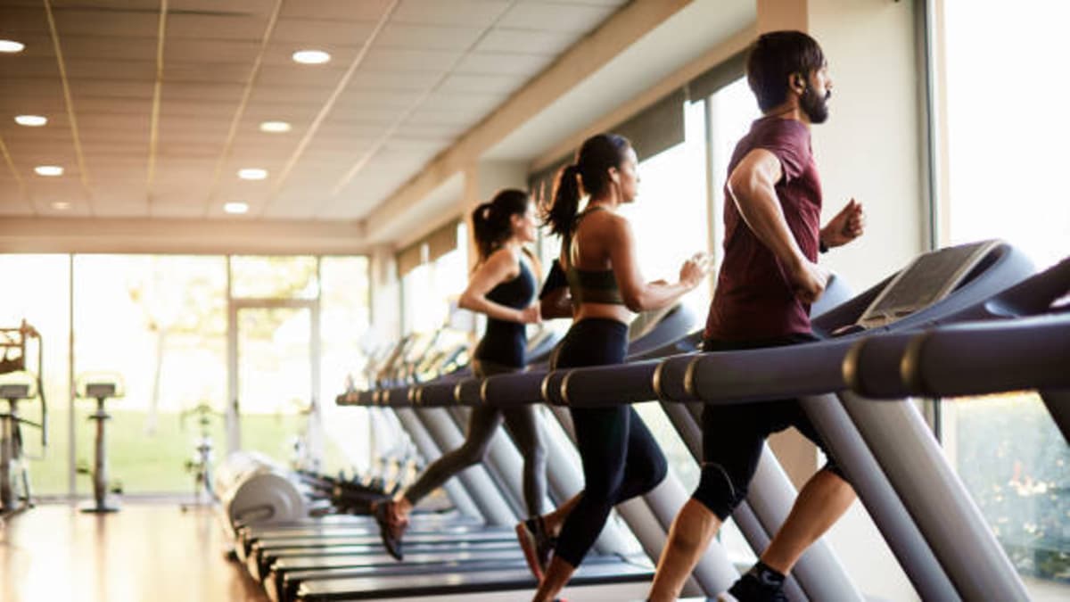 Moverse es medicina: el ejercicio potencia tratamientos y acelera recuperación