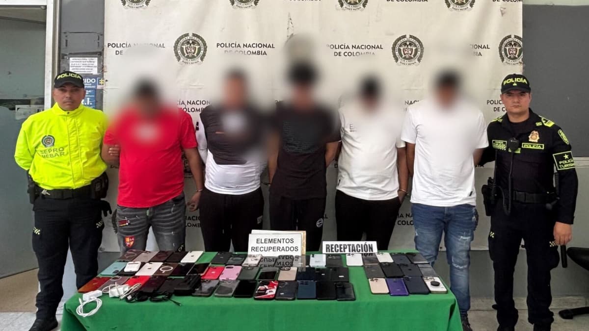 Policía captura cinco delincuentes y recupera 52 celulares robados durante Carnaval de Barranquilla