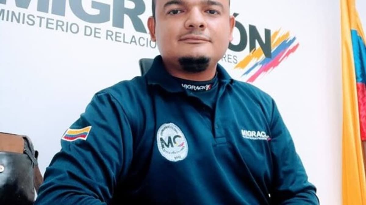 Oficial de Migración salva la vida a un viajero chileno en Cartagena con gesto de heroísmo