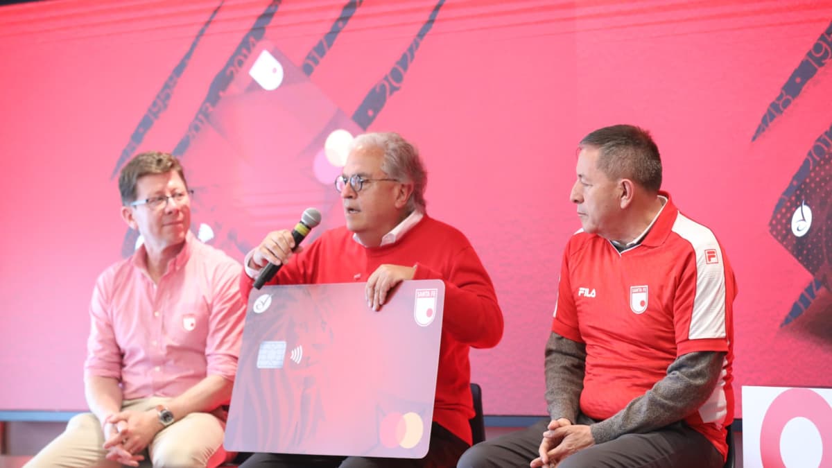 AV Villas lanza tarjeta de Santa Fe: cómo el banco apuesta por los jóvenes con fútbol y crédito