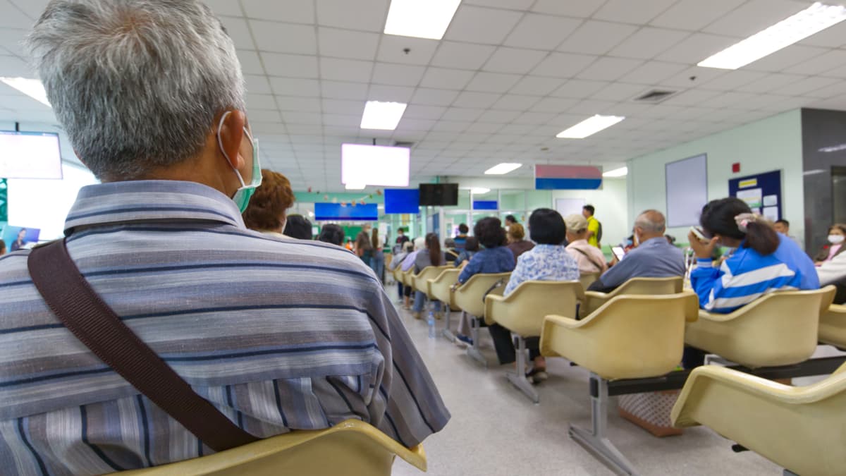 Pacientes piden tener voz en decisiones de salud del nuevo gobierno