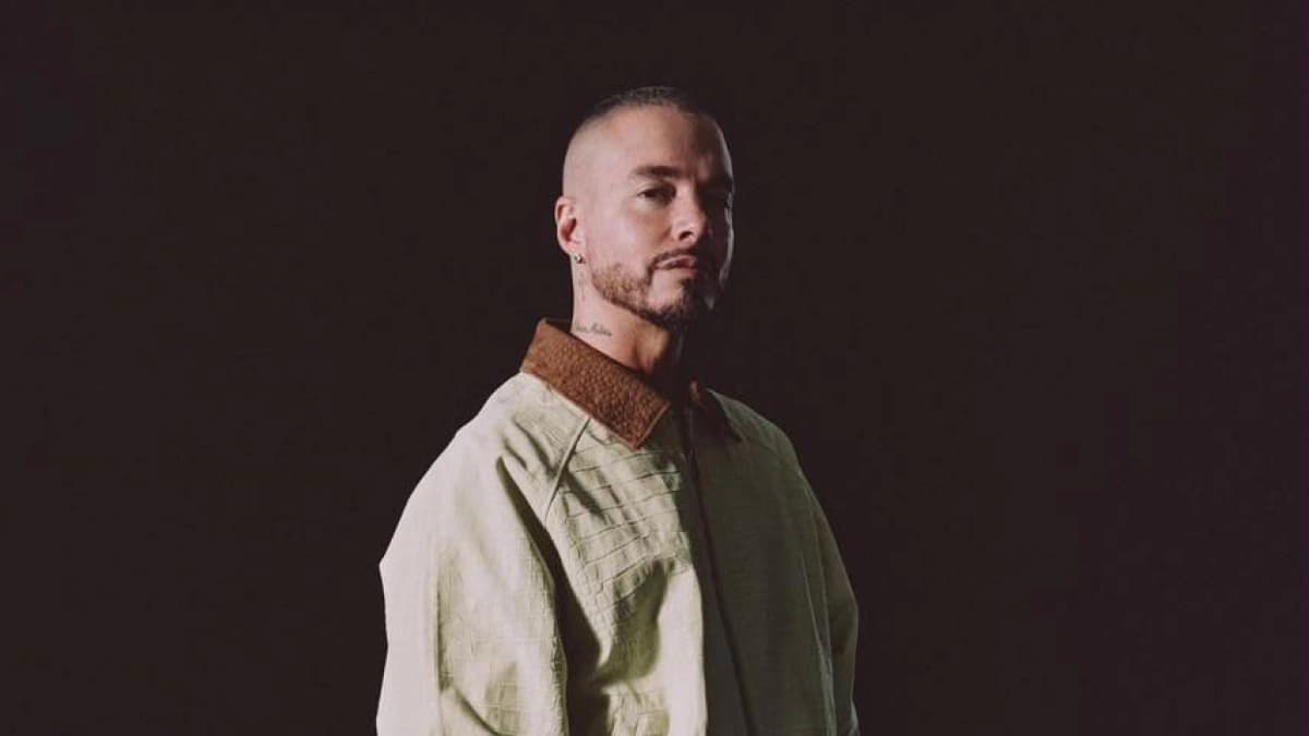 Colombiamoda 2026 abre con desfile de Vélez y J Balvin que fusiona artesanía con contemporaneidad