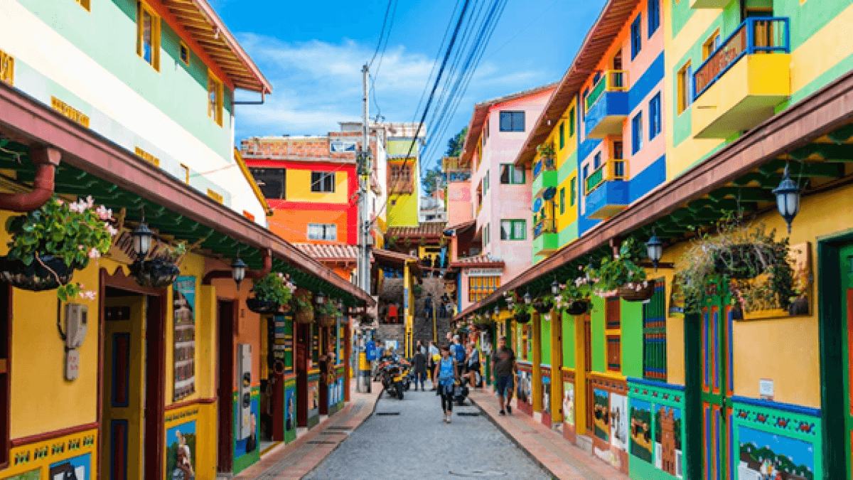 Viajes por carretera se consolidan en Colombia: cuatro pueblos imprescindibles para explorar