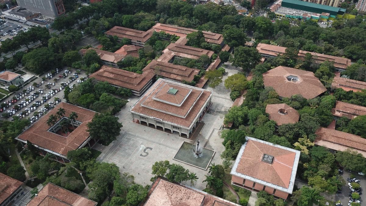 Universidad de Antioquia posterga elección de rector al 24 de junio por incumplimiento de plazos