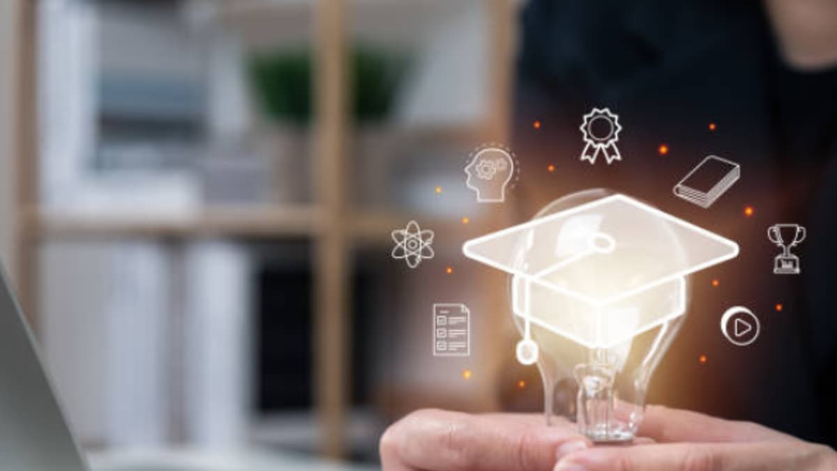 Tu huella digital en internet nunca desaparece: cómo protegerla desde hoy