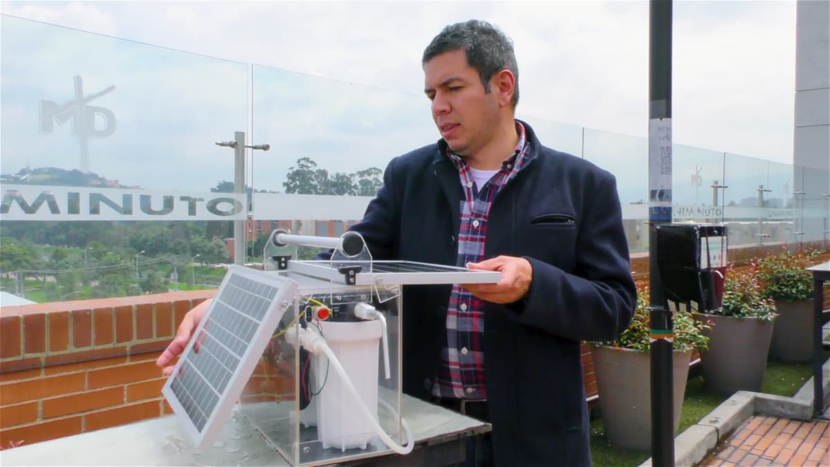 Uniminuto crea purificador solar para llevar agua potable a zonas rurales sin acueducto