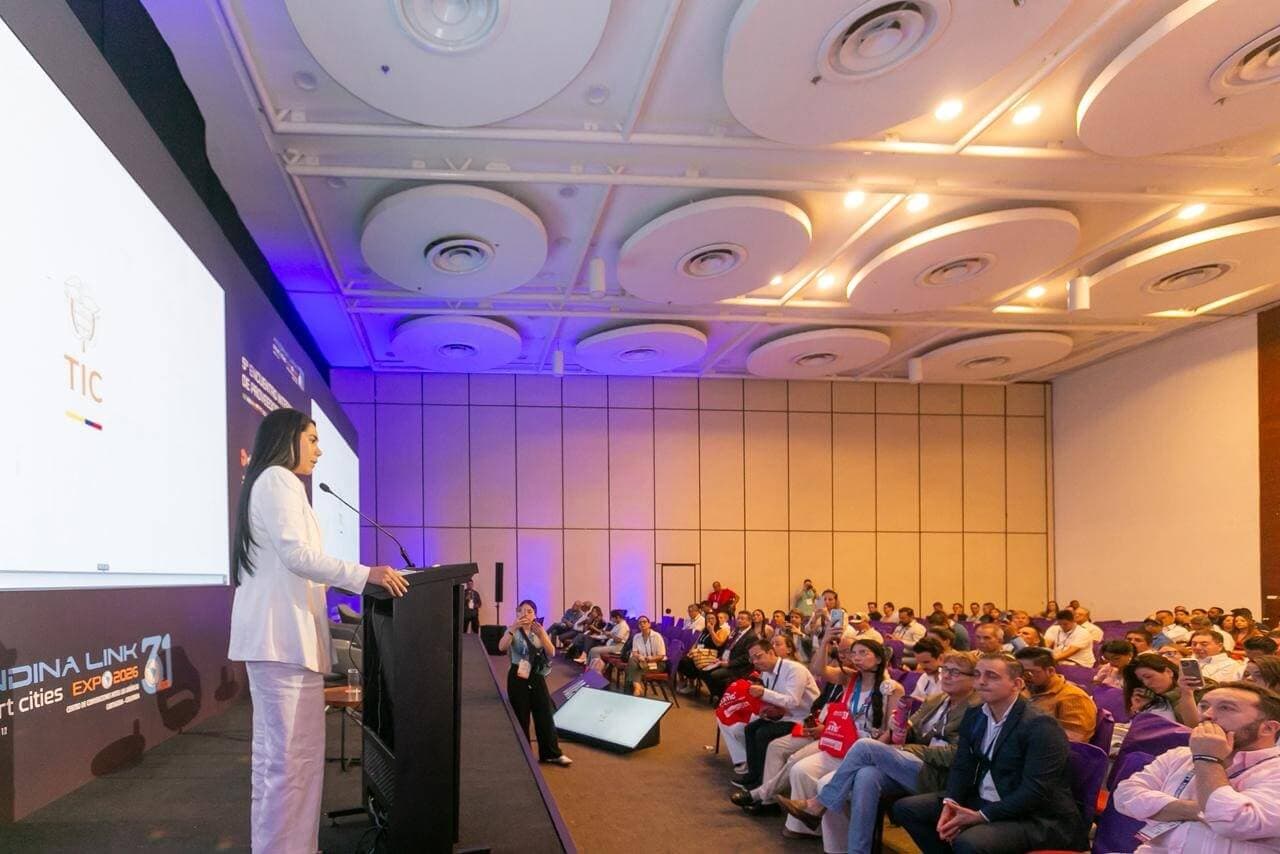 Colombia apuesta a IA y 5G: así transformará su internet en los próximos cuatro años