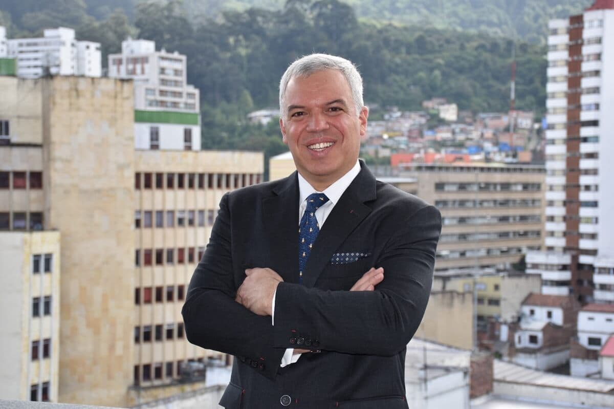 Cables submarinos de Colombia envejecen: urgencia de renovar la infraestructura que sostiene internet