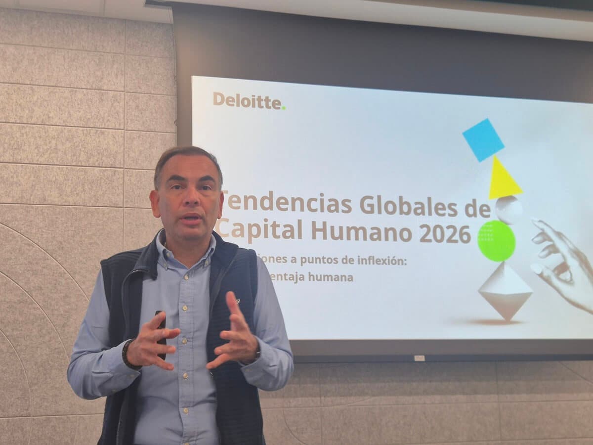 Empresas gastan 93% en IA pero olvidan capacitar a sus trabajadores: el estudio que lo comprueba