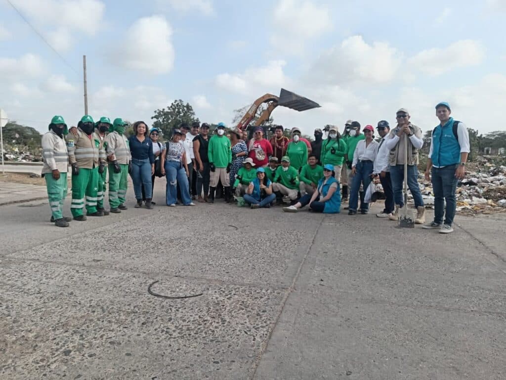 Maicao se moviliza para recuperar sus calles: limpian y concientizan sobre la basura