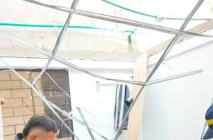 Obrero cae desde tres metros en sede del ICBF de Fonseca sin equipo de protección