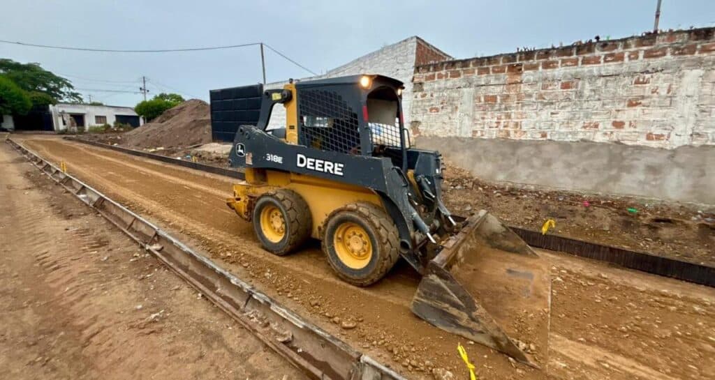 Fonseca se transforma: gobernador supervisa pavimentación que beneficiará a más de 8.600 guajiros