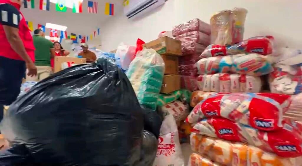 Riohacha extiende horario de centro de acopio para ayudar a damnificados por terremotos en Venezuela