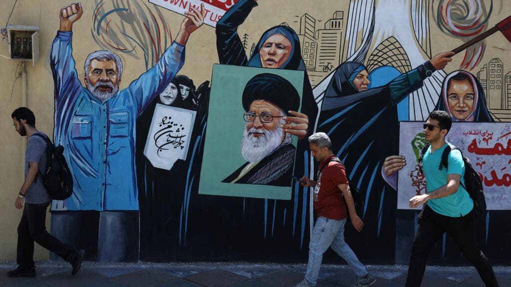 Irán amenaza con expandir guerra fuera de Medio Oriente si EE.UU. reanuda ataques