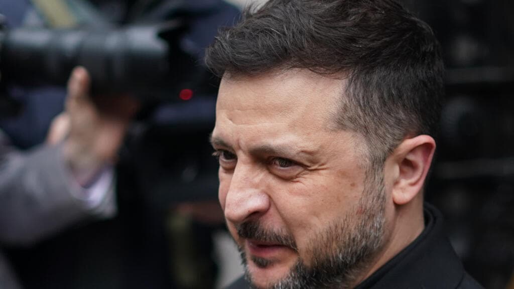 Rusia ataca Járkiv mientras Zelenski busca reactivar negociaciones de paz con EE.UU. y Francia