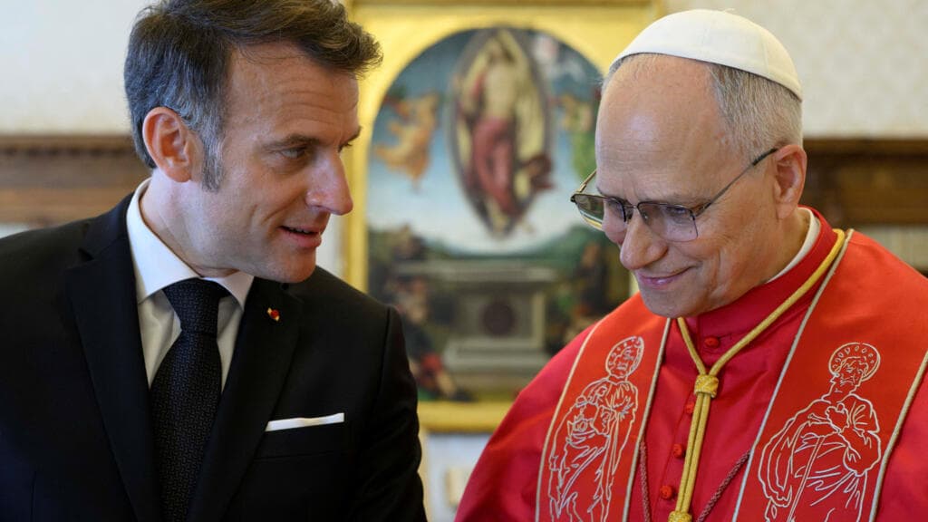 Macron y el papa Leone XIV buscan diálogo para frenar la escalada en Medio Oriente