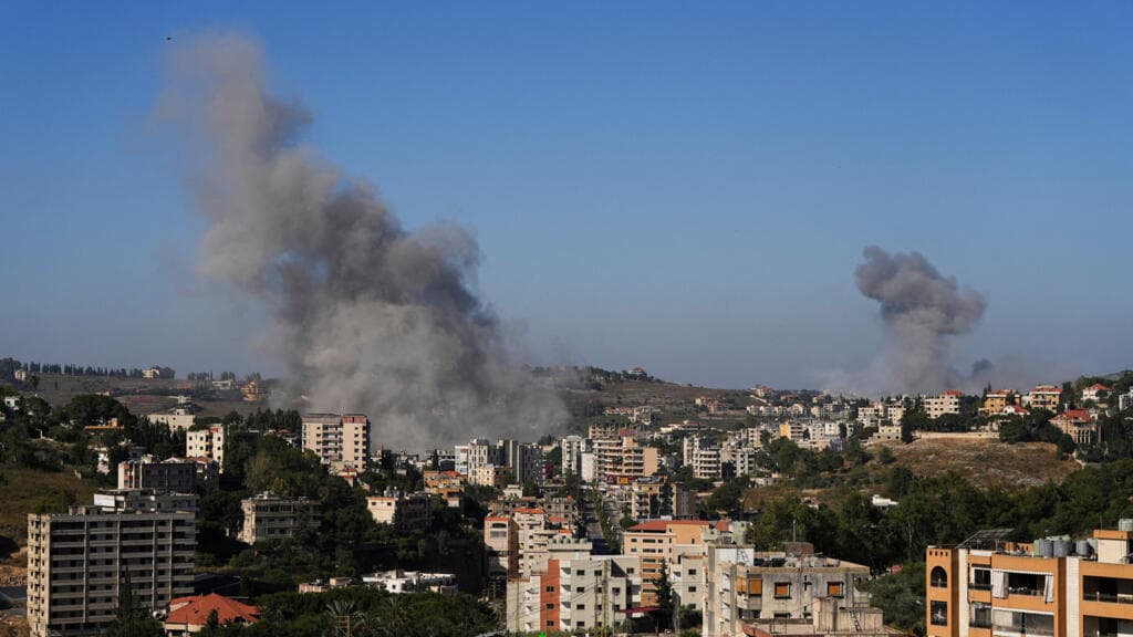 Tregua en Líbano colapsa: más de 20 muertos en nuevo ciclo de violencia entre Israel y Hezbolá
