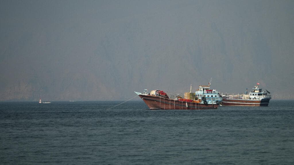 Irán y EE.UU. se acusan mutuamente de violar acuerdo tras intercambio de ataques en golfo Pérsico