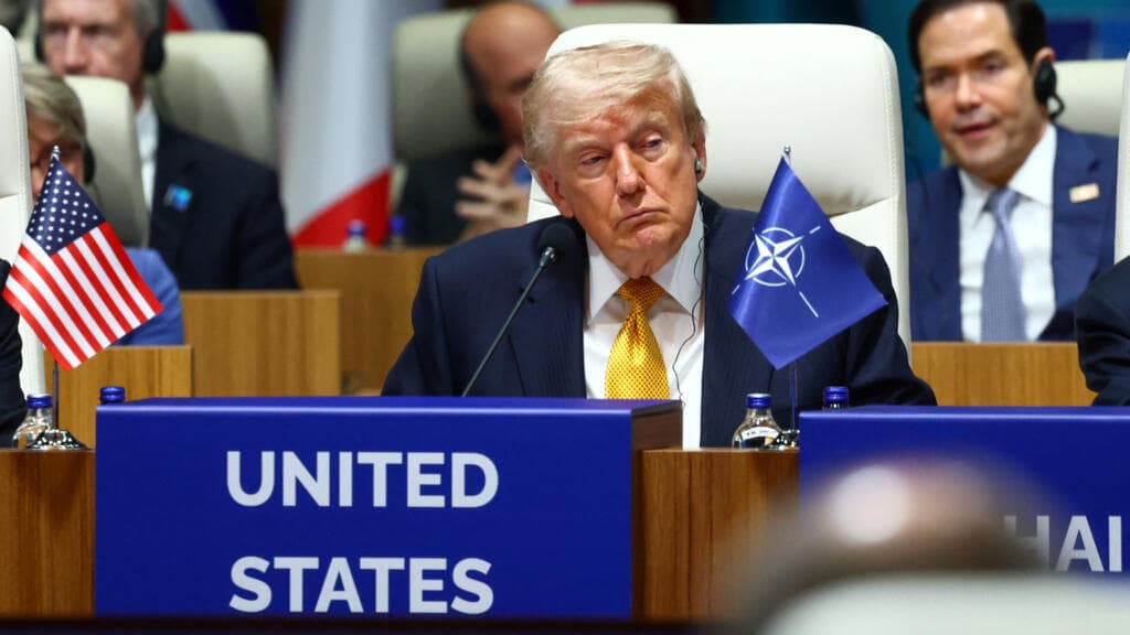 Trump desata crisis en la OTAN: rompe relaciones con España y declara fin del acuerdo con Irán